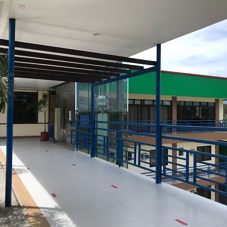 南景酒店 杜马格特 外观 照片