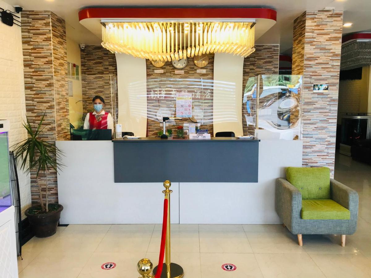 南景酒店 杜马格特 外观 照片