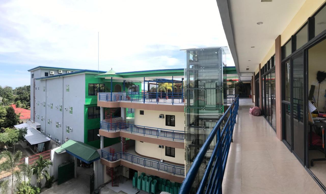 南景酒店 杜马格特 外观 照片